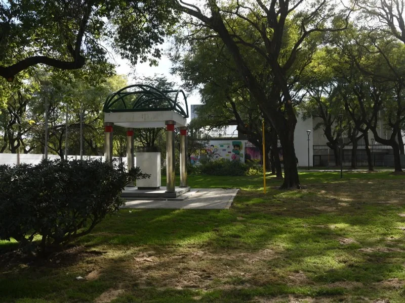 Plaza Italia sumará 1.800 m² de espacios verdes y mejoras urbanas