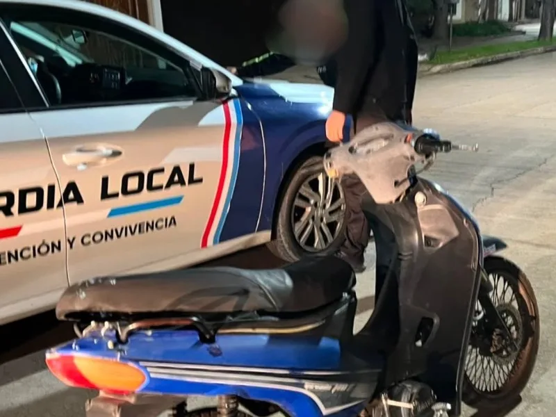 Recuperan moto robada cerca del Superdomo tras intervención policial