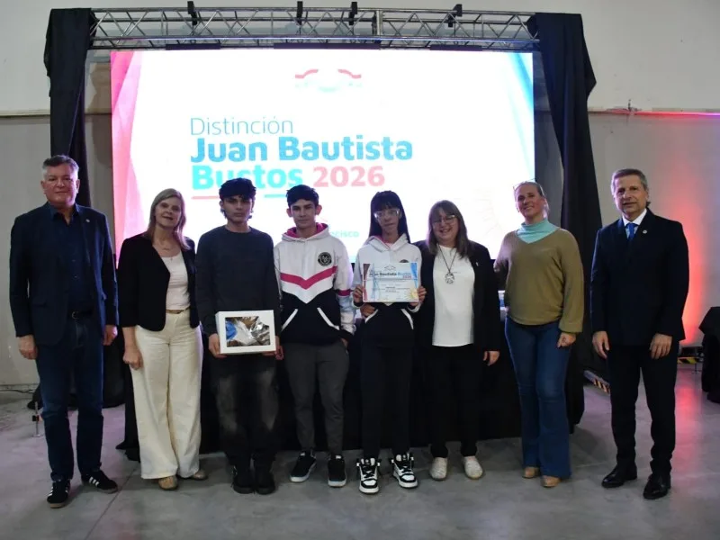San Francisco distinguió a 166 estudiantes en ceremonia especial