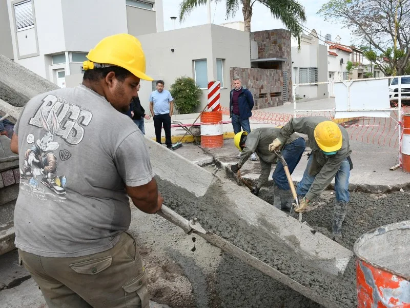 Se reparan calles en San Francisco con el Plan de Bacheo