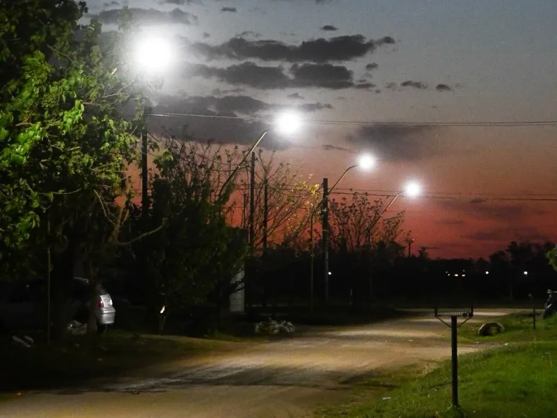 Villa Golf modernizó su alumbrado público con luces LED