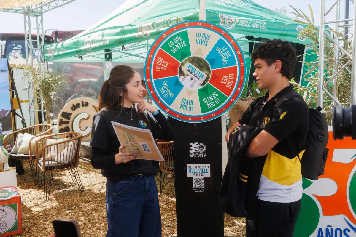 334 vecinos participaron en la construcción de Marca Ciudad en ExpoBell