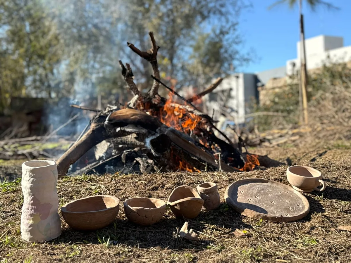 Ceramistas locales celebraron el arte en encuentro de quemas sincronizadas
