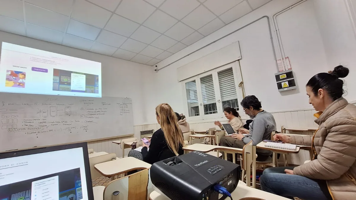 Continuarán los cursos de capacitación laboral en el municipio