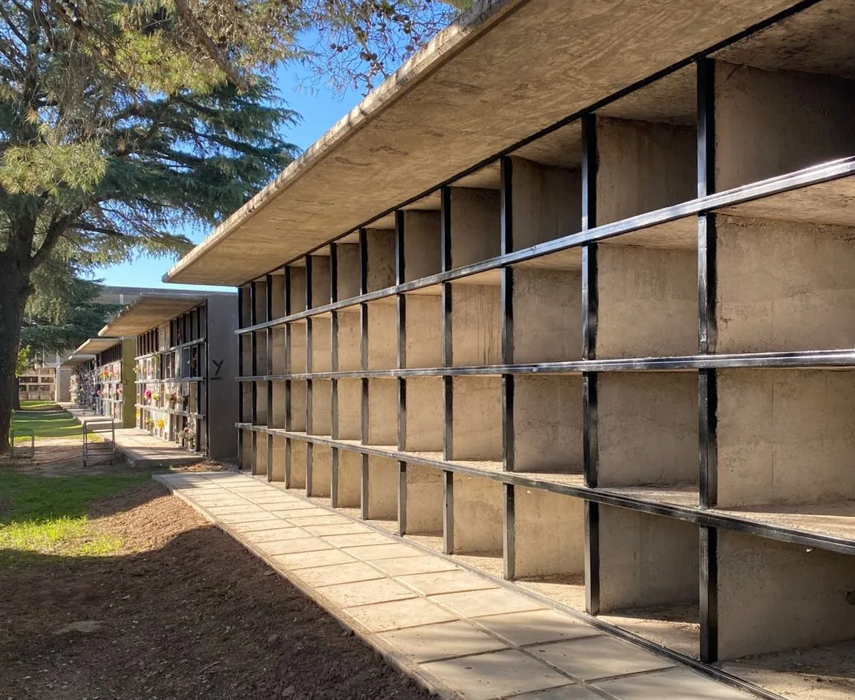Finalizó la construcción de 104 nichos en el cementerio San Gerónimo