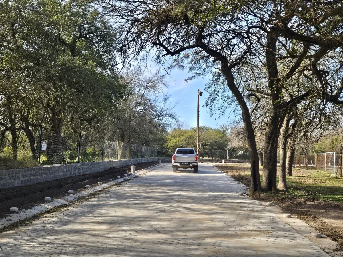 Habilitan tránsito en calle Tucumán tras obras de consolidación