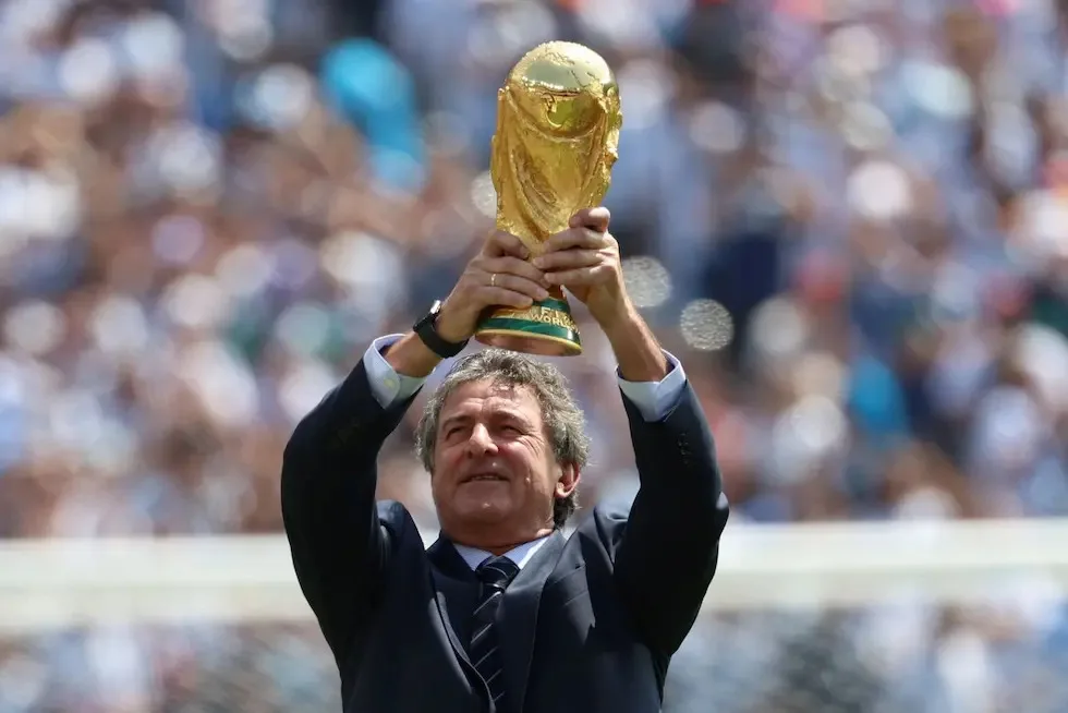Kempes presentó la Copa del Mundo en Bell Ville