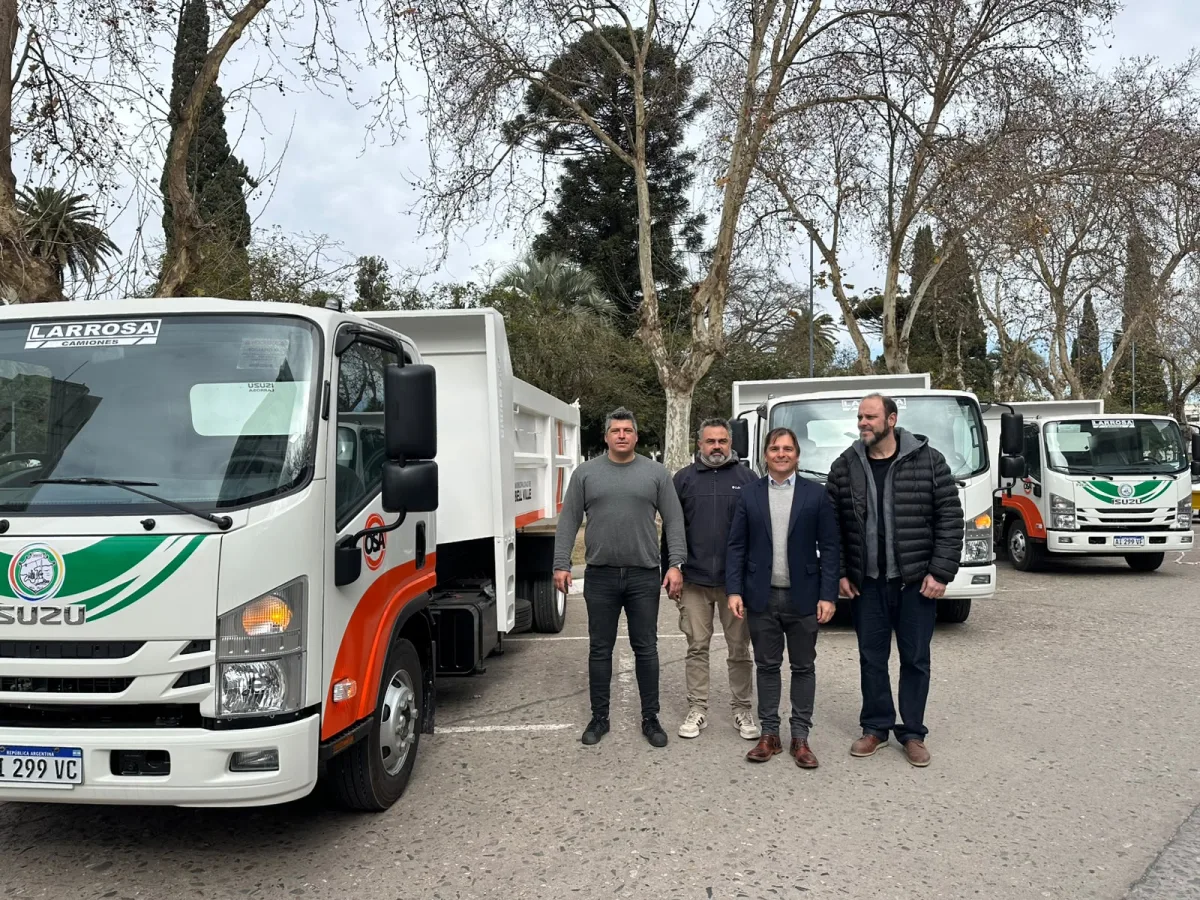 La ciudad incorporó tres camiones para mejorar la higiene urbana