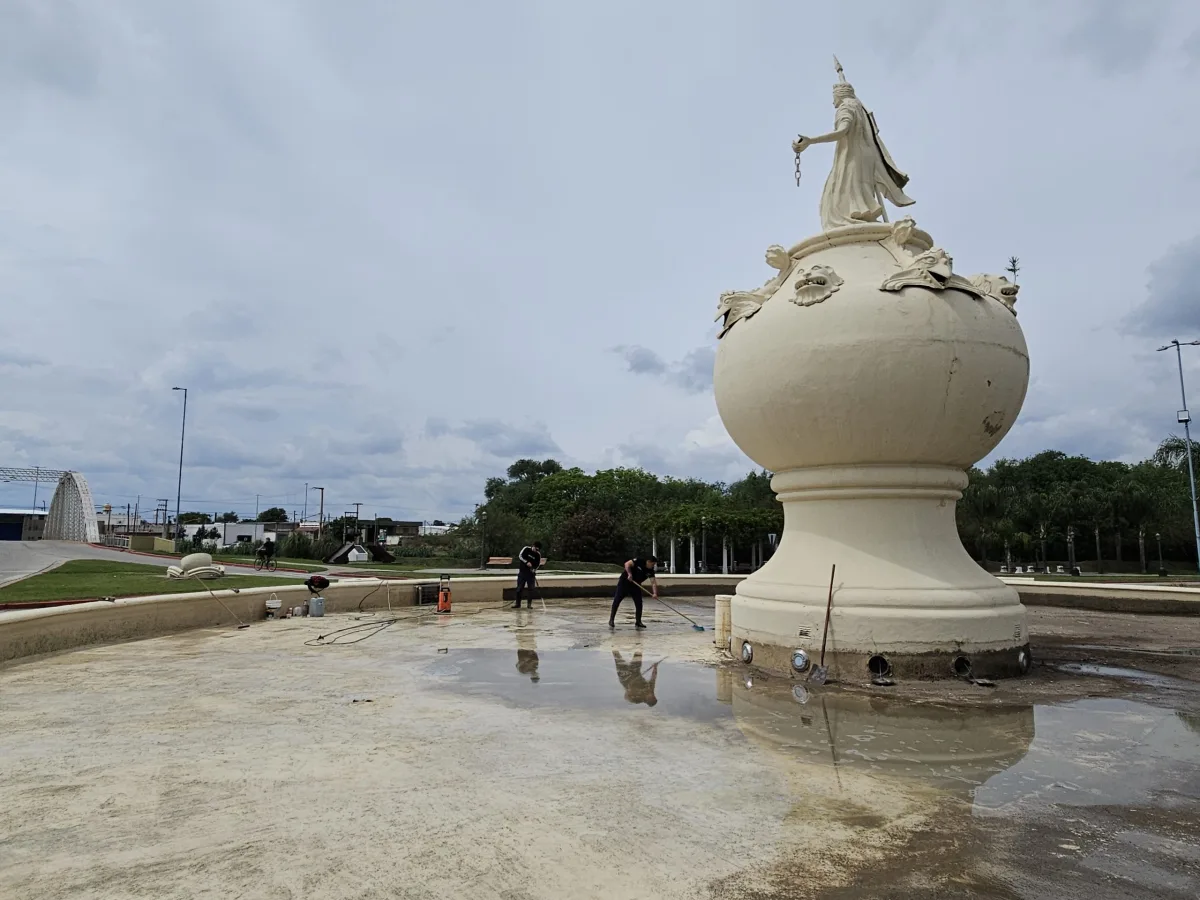 La Fuente de la Libertad recibe reparaciones en Bell Ville