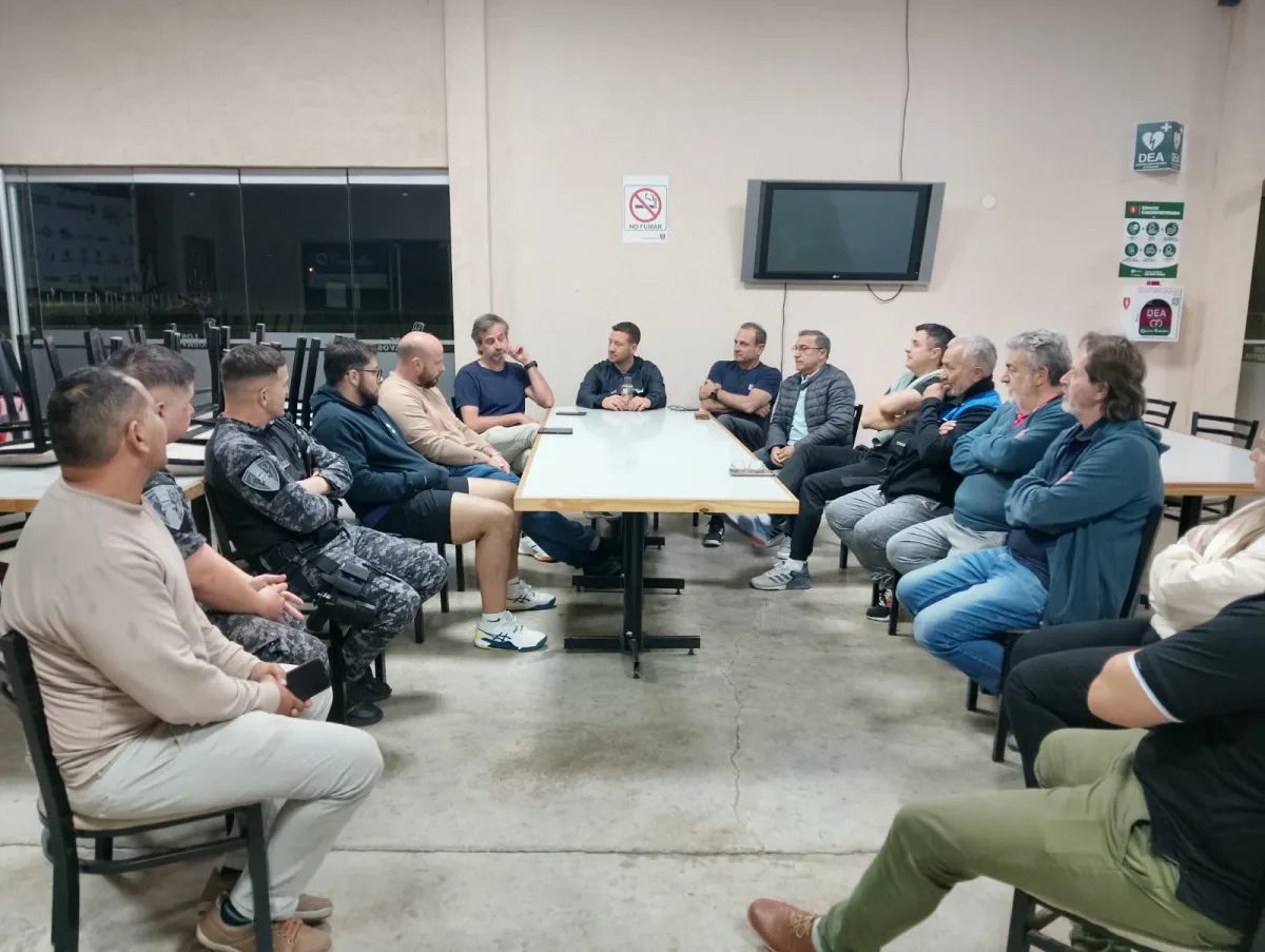 Reunión en Altos del Molino para discutir seguridad vecinal