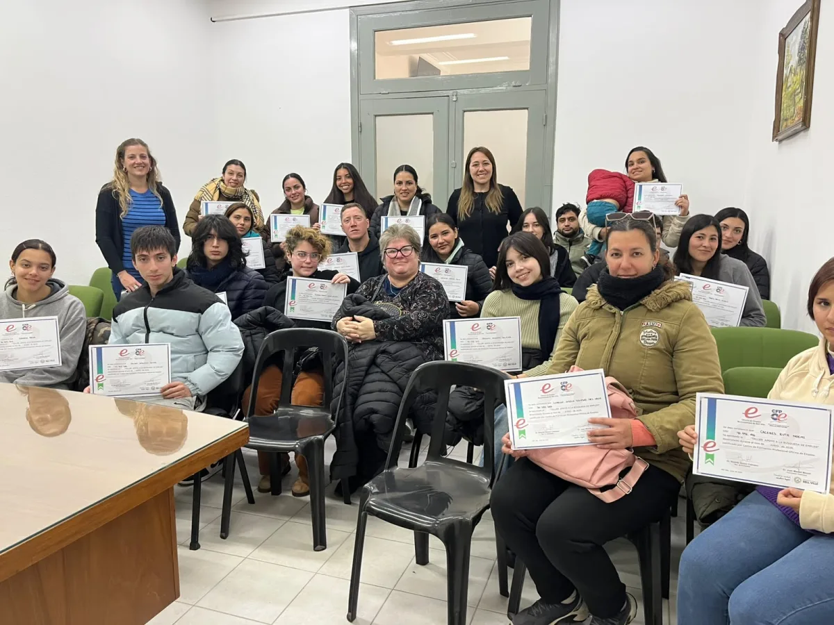 Talleres de empleo y entrenamiento para vecinos de la ciudad