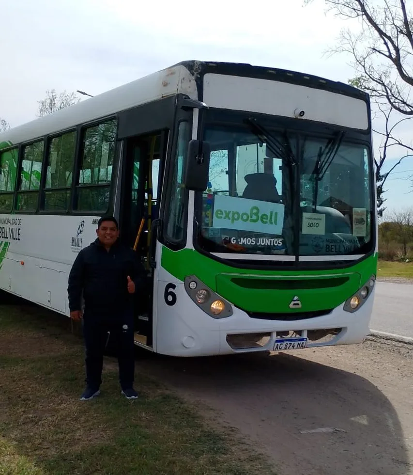 Transporte gratuito para 160 vecinos en la ExpoBell