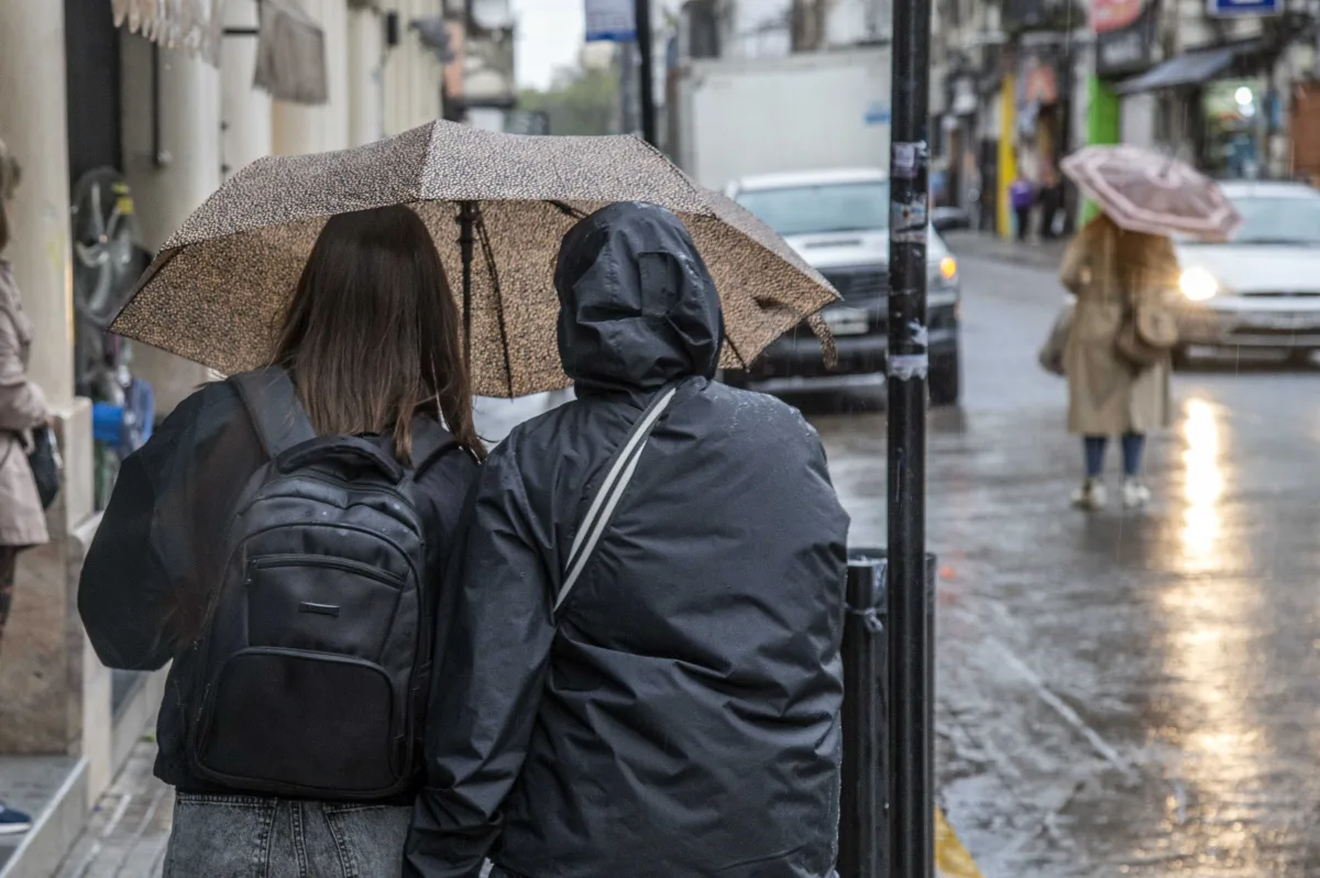 Alerta naranja por tormentas en Rosario este jueves