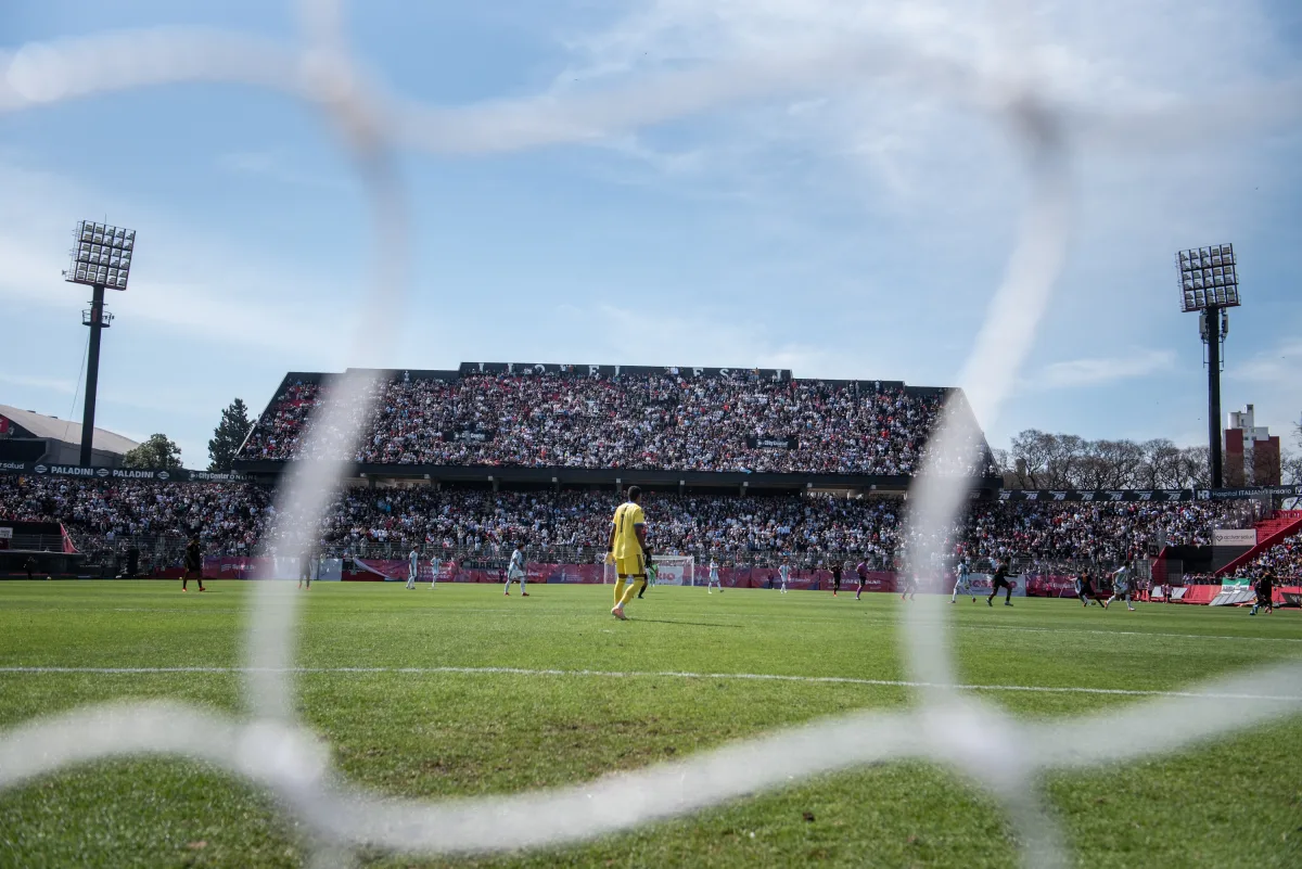 Argentina avanza a la final tras emocionante gol en el Coloso
