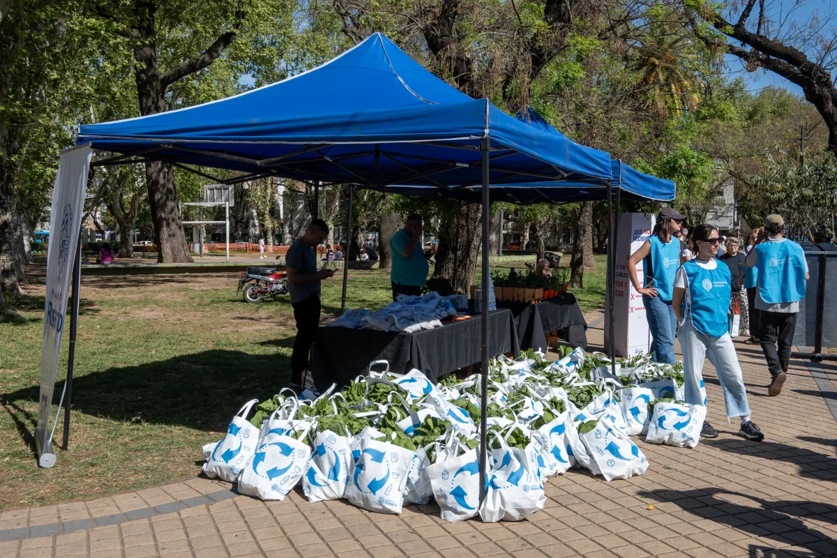 Canje de reciclables en Plaza López el 23 de octubre