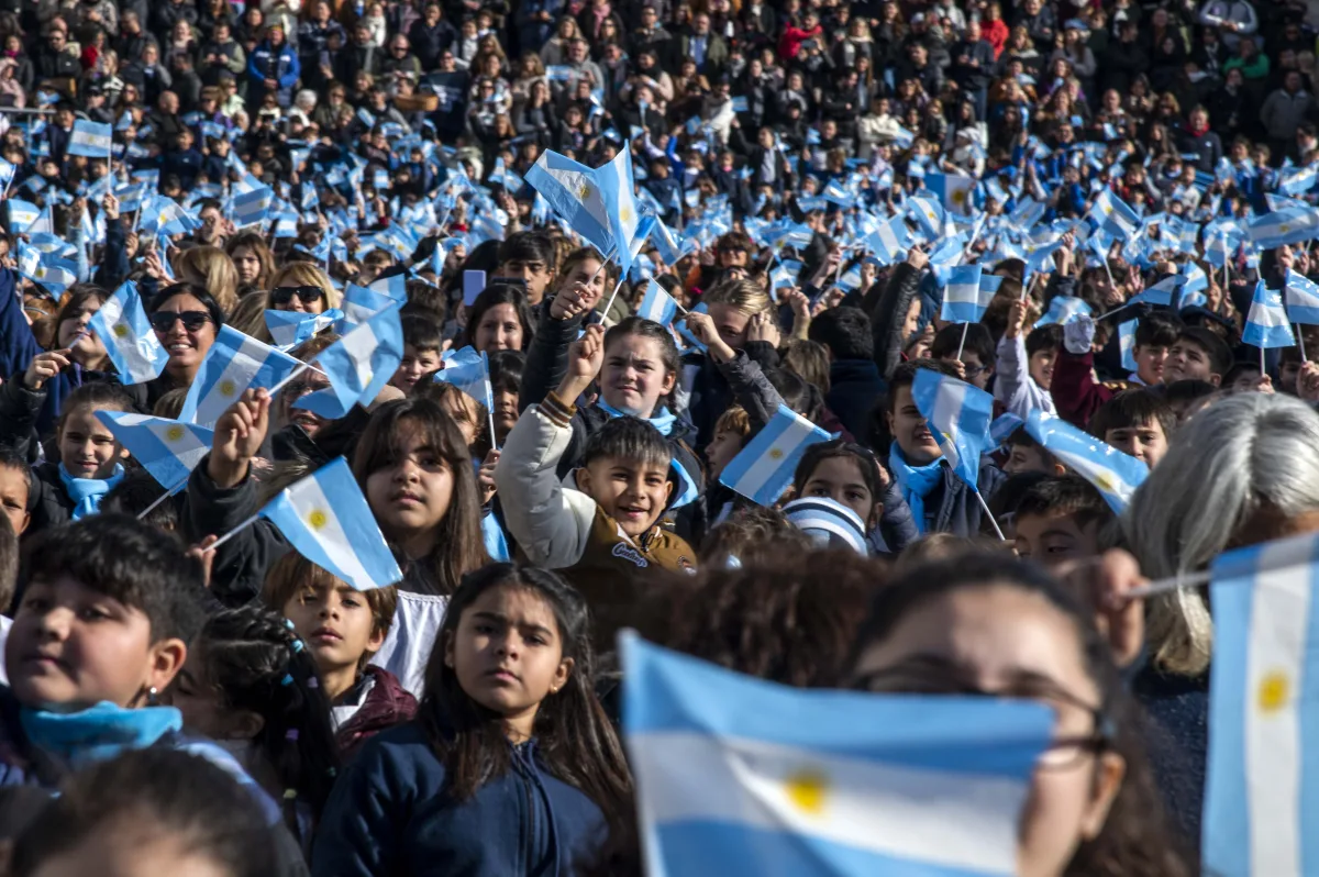 Cerca de 30 mil estudiantes prometieron lealtad a la bandera en Rosario