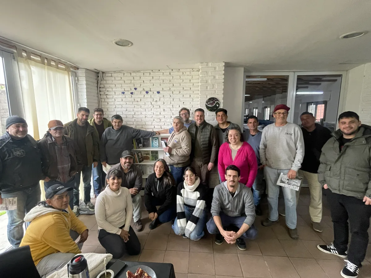 Ciclo de charlas literarias en refugios municipales de Rosario