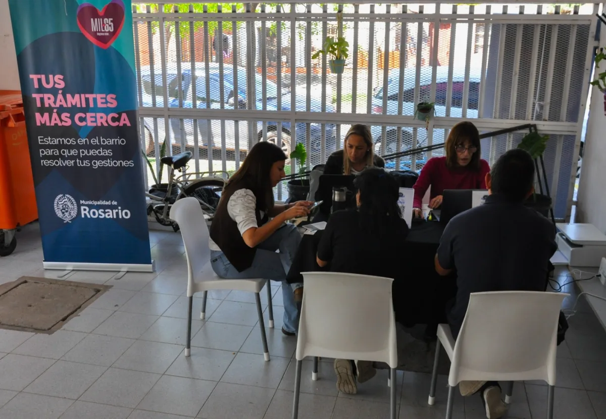 Más de 350 vecinos resolvieron trámites en barrios de Rosario