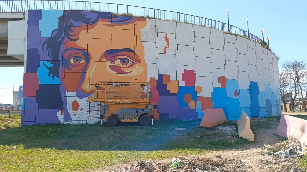 Nuevo mural embellece el ingreso a Rosario desde Buenos Aires