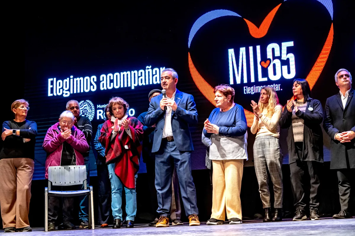 Rosario lanza el programa Mil65 para cuidar a niños y adultos mayores
