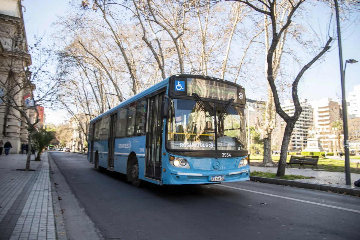 Viaje gratuito para niños en transporte urbano por el Día de las Infancias