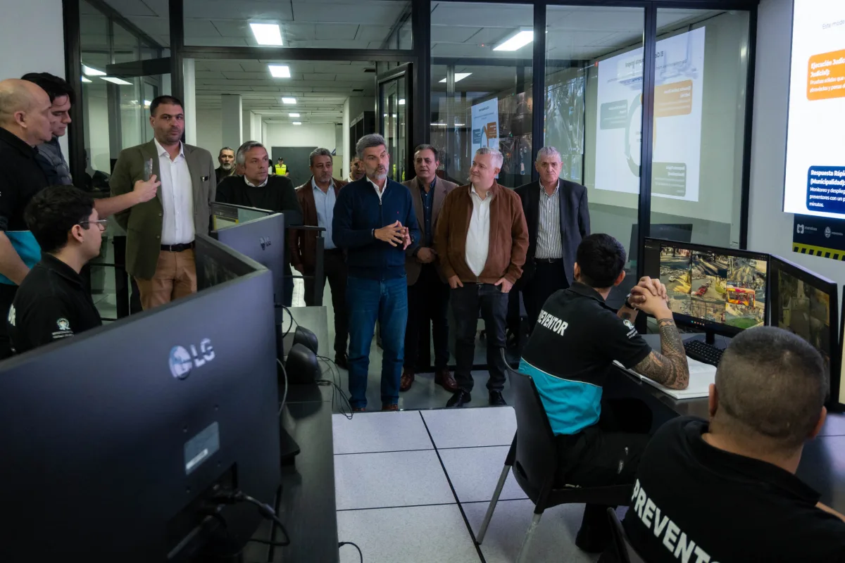 Carrefour refuerza la seguridad en Mendoza con Ojos en Alerta