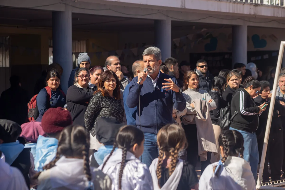 Estudiantes rinden homenaje a San Martín en la escuela Libertador de Los Andes