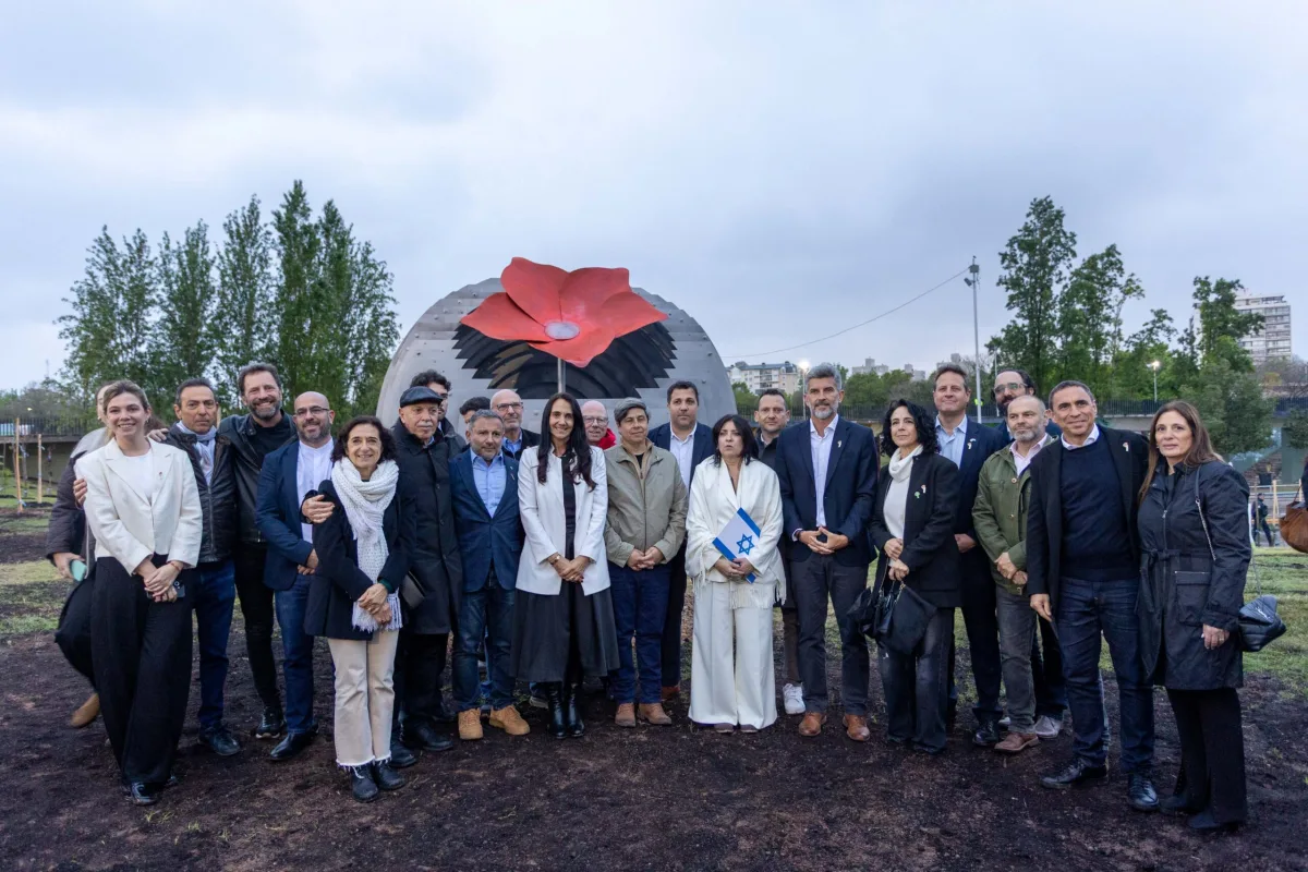 Inauguraron el primer Bosque KKL Nova en Mendoza en homenaje a las víctimas