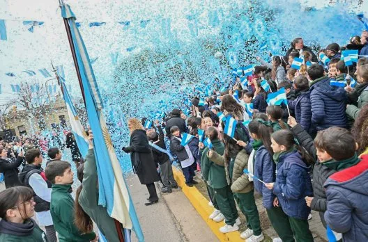 Ceremonia de Promesa de Lealtad a la Bandera en Gualeguaychú