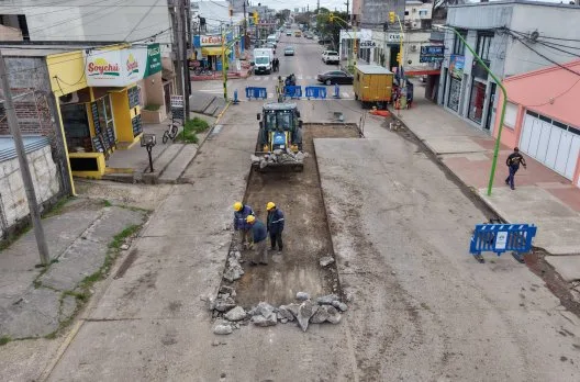 Comenzó el bacheo en Avenida Artigas: cambios en la circulación