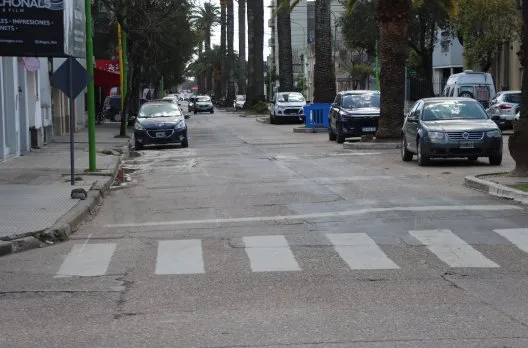 Comienzan trabajos de bacheo en avenida Primera Junta