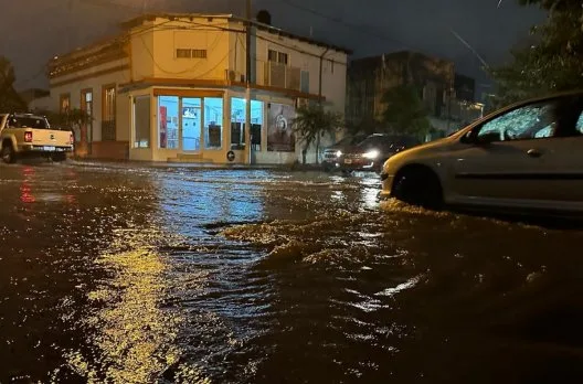 Consejos para prevenir daños por lluvias intensas en Gualeguaychú