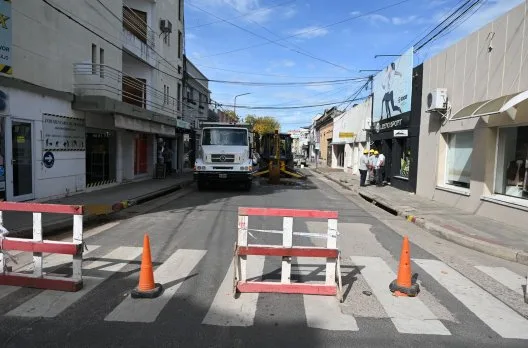 Corte de tránsito en Montevideo y Urquiza por obras viales