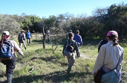 Estudiantes de Guardaparques realizan prácticas en la Reserva Las Piedras
