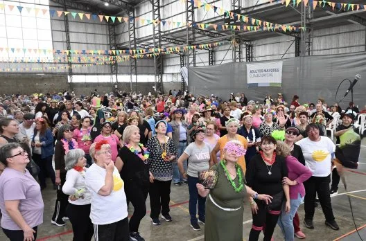 Exitosa jornada de baile y recreación para adultos mayores en Gualeguaychú