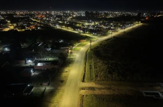 Mejoras en Calle de las Tropas: 40 nuevas columnas de luz LED