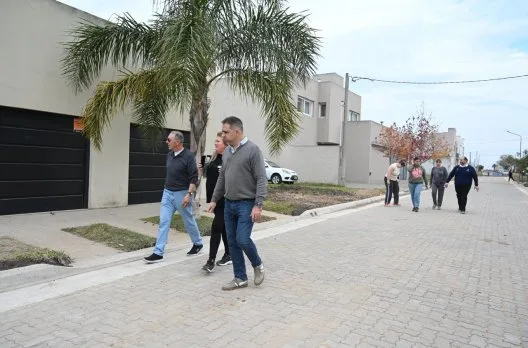 Mejoras en Las Casuarinas: nueva pavimentación y luminarias LED