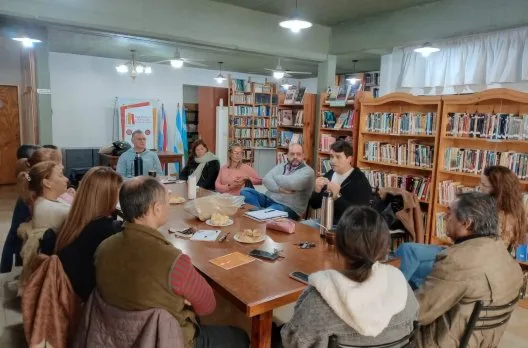 Nuevas charlas sobre prevención y asistencia en adicciones para la comunidad