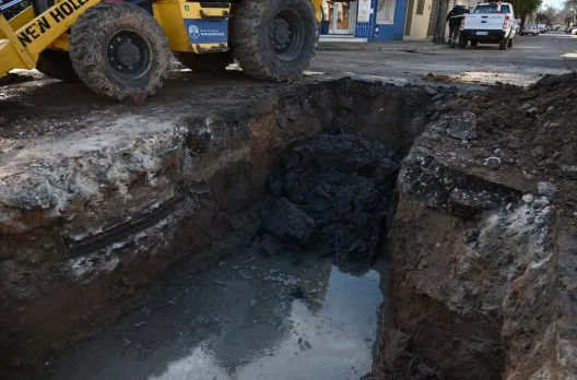 Reparación de cloacas en San Juan y Primera Junta mejora calidad de vida