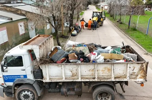Retiro de residuos en el Barrio Obrero mejora la higiene urbana