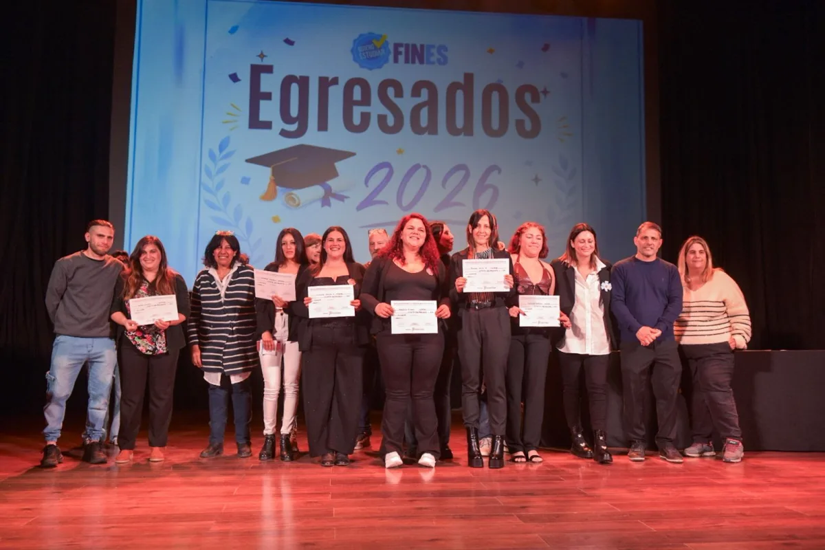 Egresaron 85 estudiantes del Plan FinEs en Escobar
