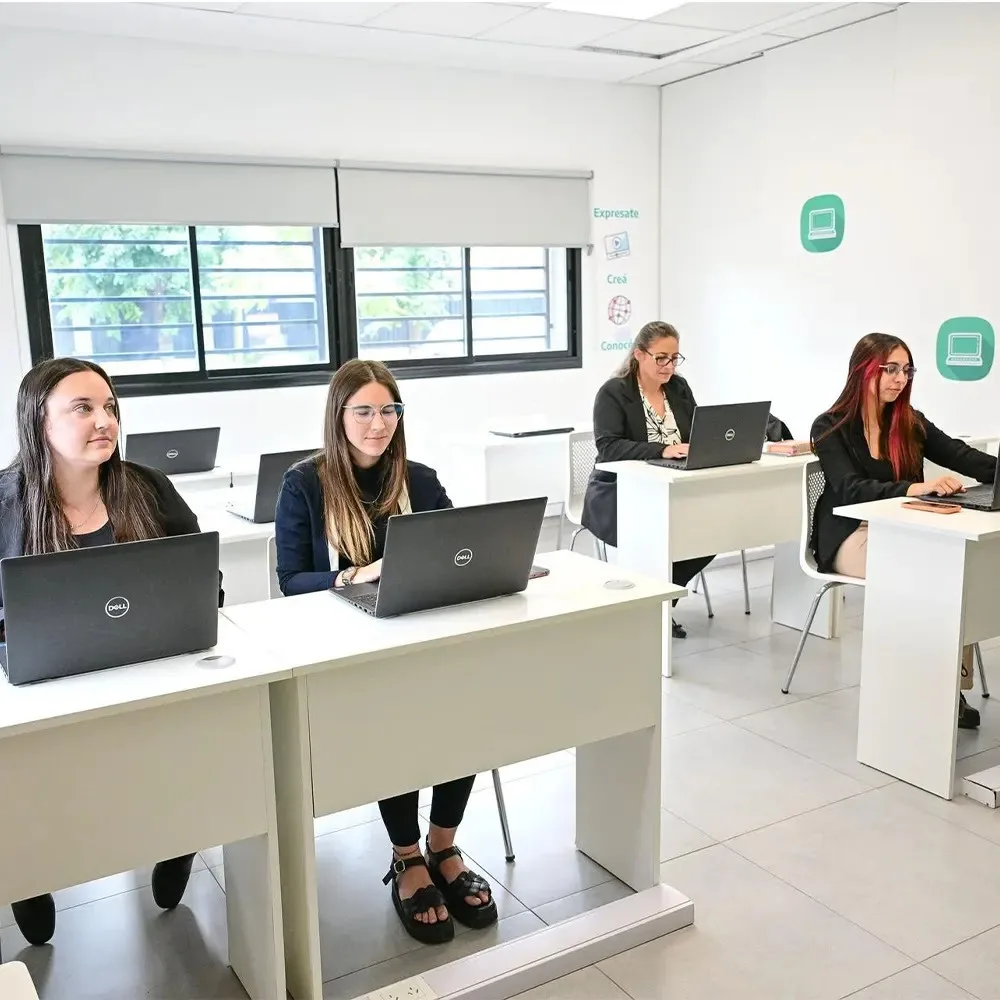 Estudiantes de Abogacía brindan asistencia legal gratuita en Escobar