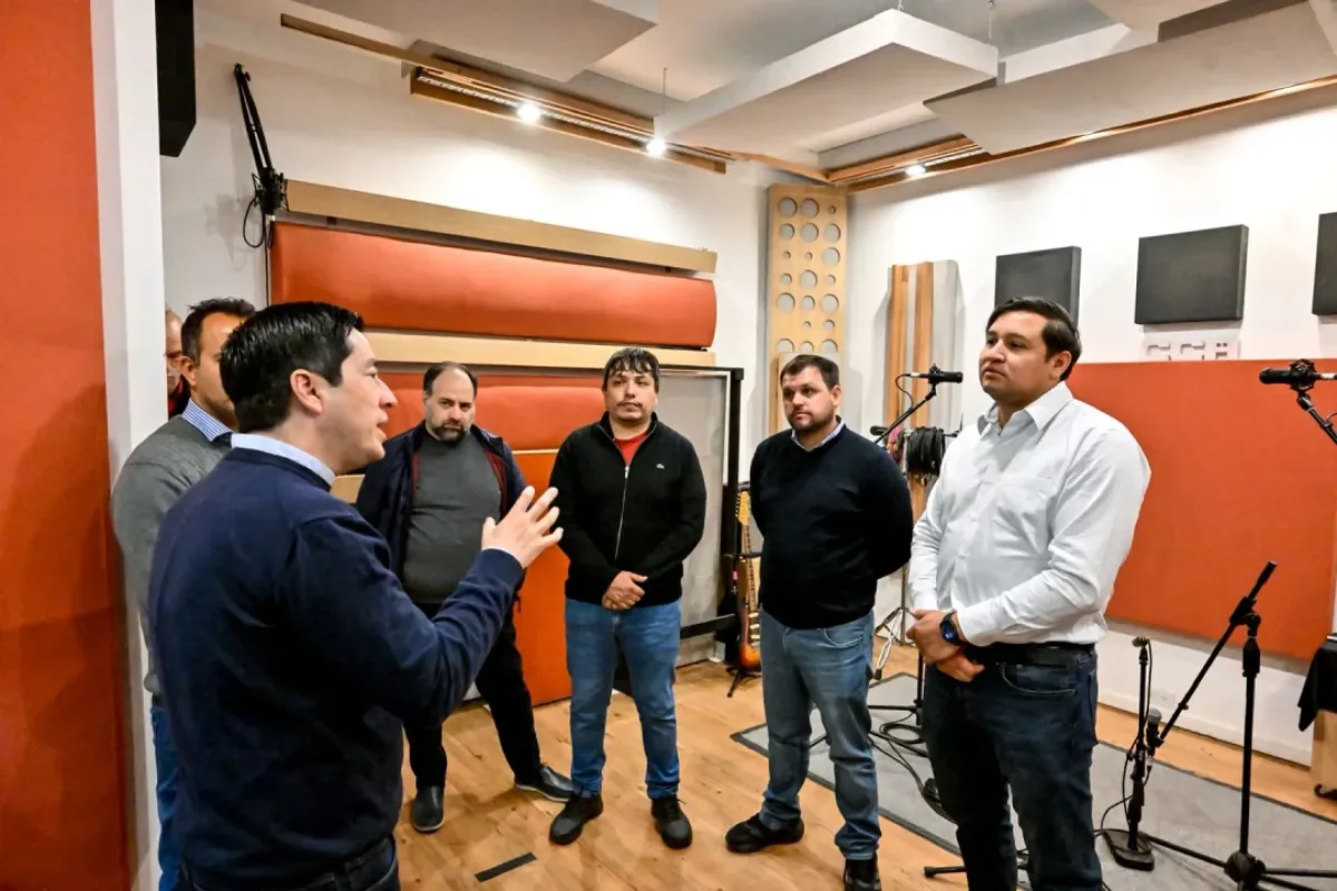 Intendentes de Catamarca visitaron Malvinas Argentinas para intercambiar ideas