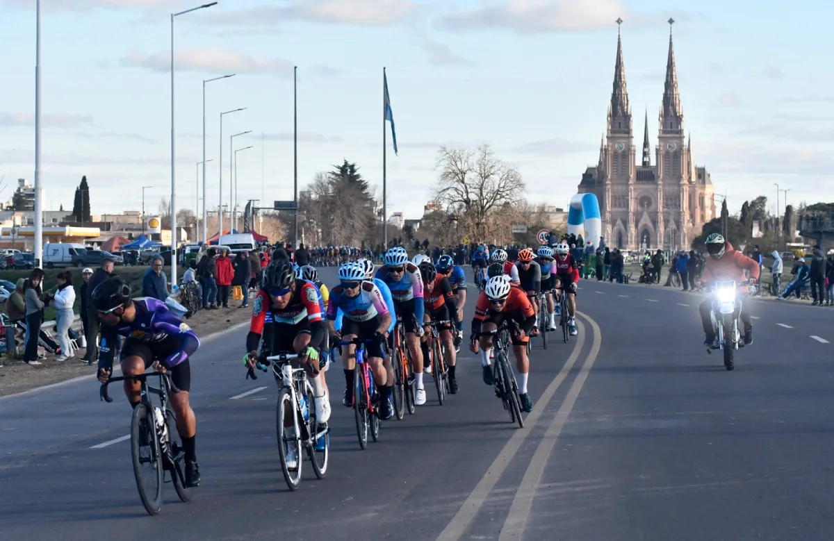 El Gran Premio Ciudad de Luján se corre este sábado
