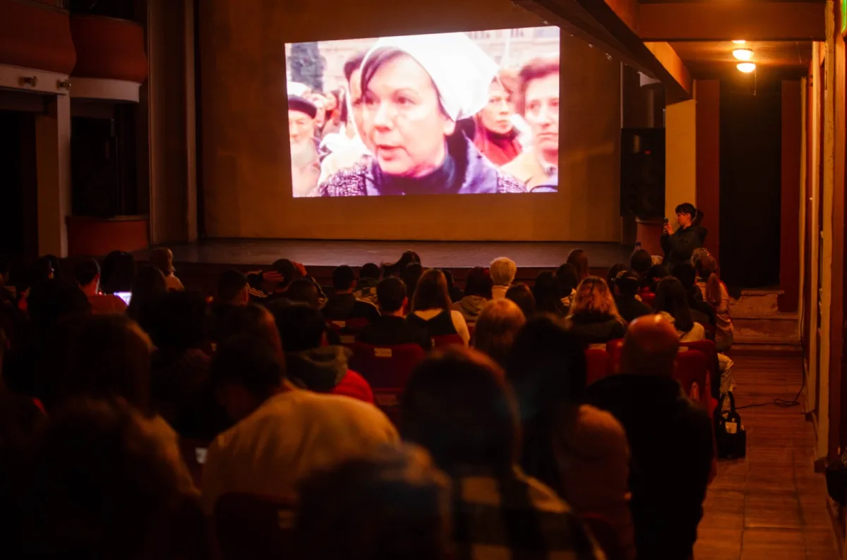 Más de 200 estudiantes participaron de una jornada de cine en el Teatro Municipal
