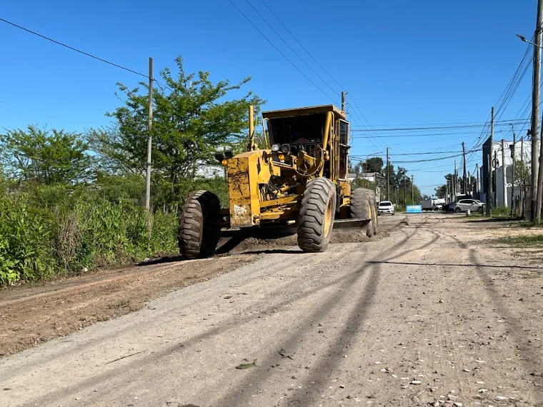 Mejoramiento de calles en el barrio Los Gallitos de Luján