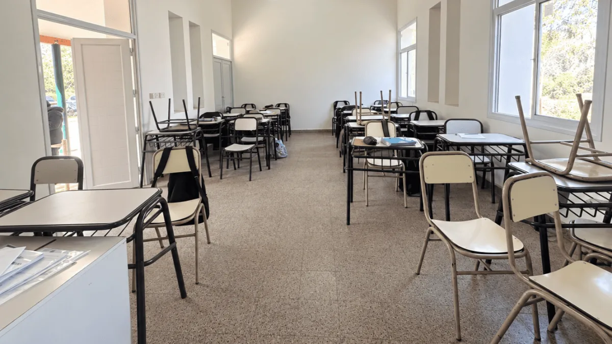Mejoras en la Escuela Secundaria N° 3 de Open Door para estudiantes