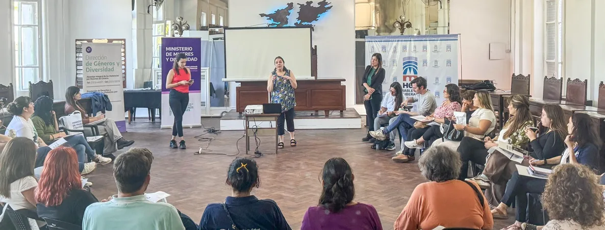 Ni una menos: “Atravesamos un contexto de ataque a los feminismos y desmantelamiento de las políticas públicas que abordan la problemática a nivel nacional”