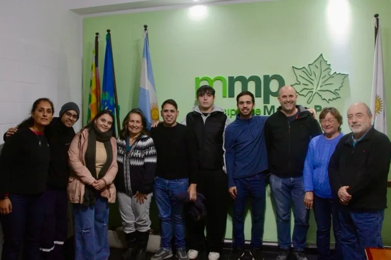 Apoyo económico para iluminación del CEF Nº 138 en Marcos Paz