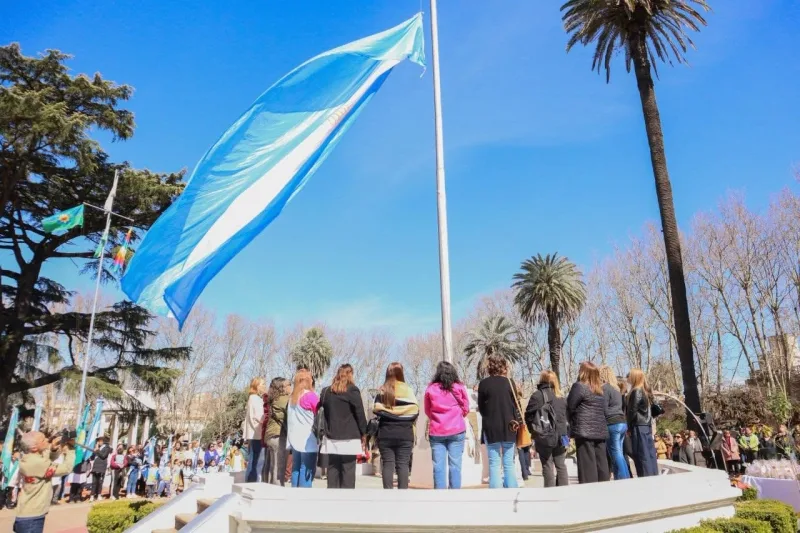 Celebración del Día del Maestro en Plaza San Martín